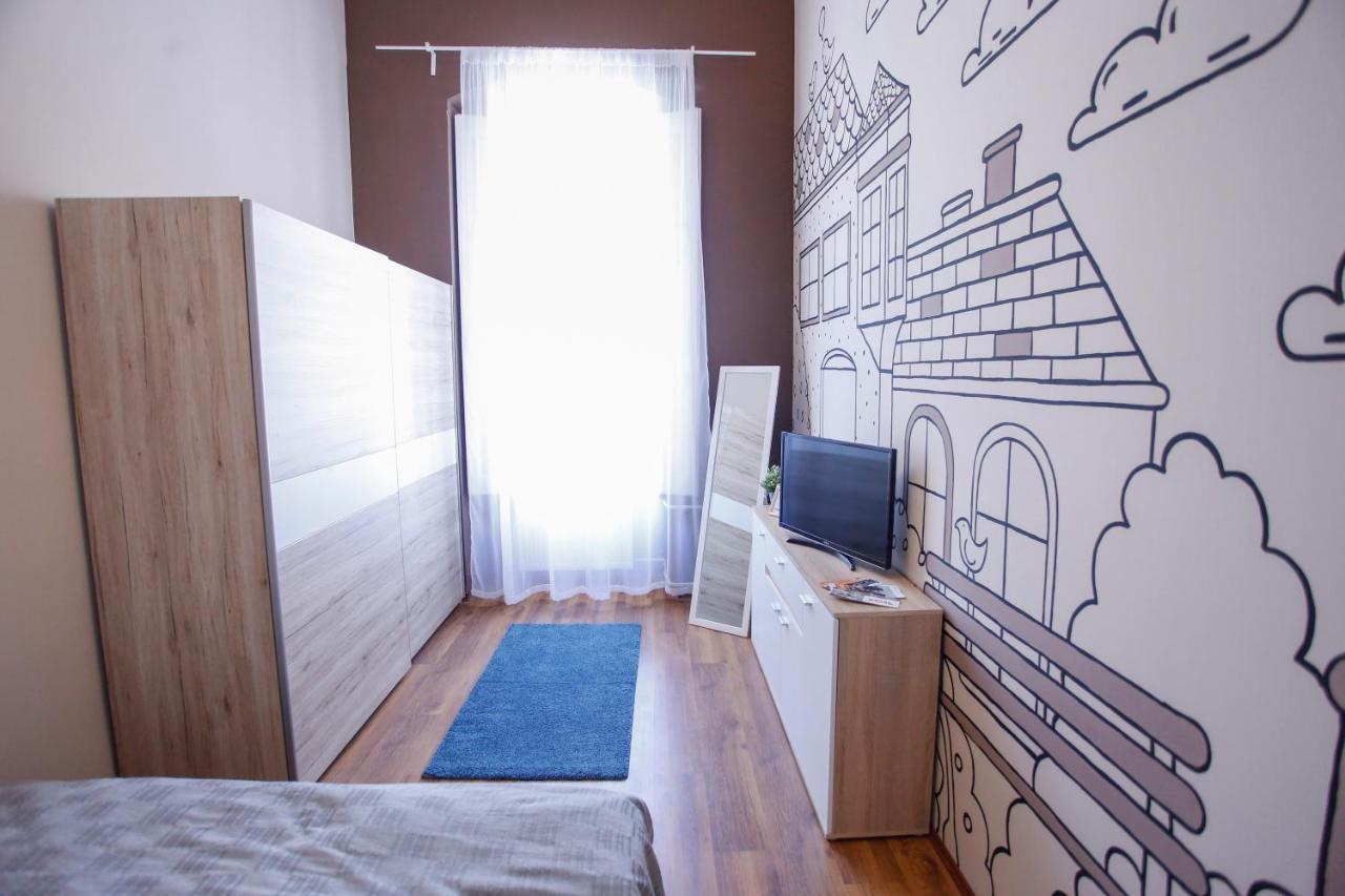 Urania Apartmanhaz Eger Exterior foto